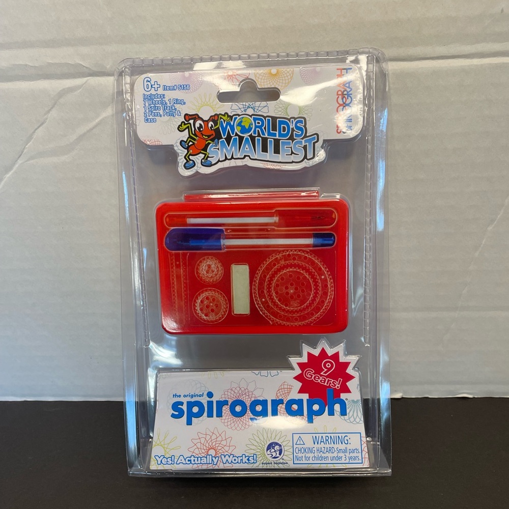 Spirograph mini great nostalgic gift Actually works Brand New 9 gears included